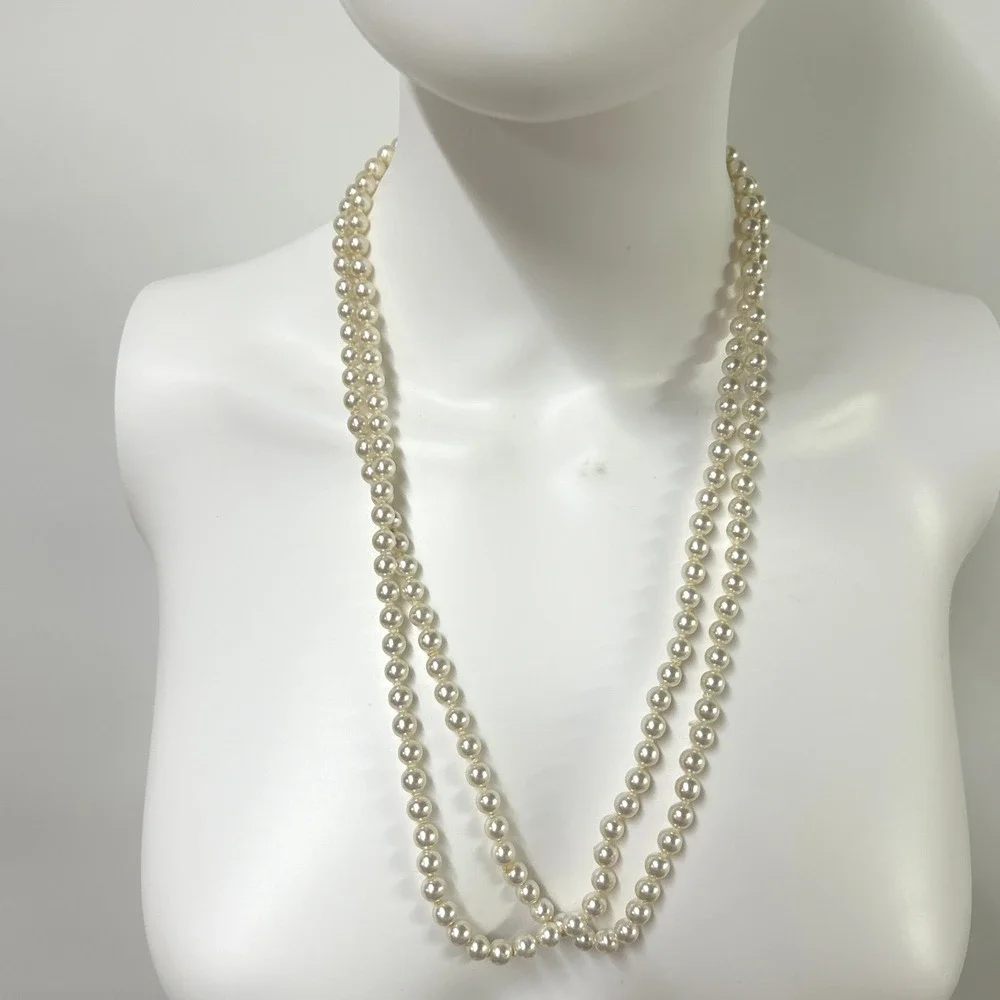 Vintage Faux Pearl Opera Length Necklace 26
